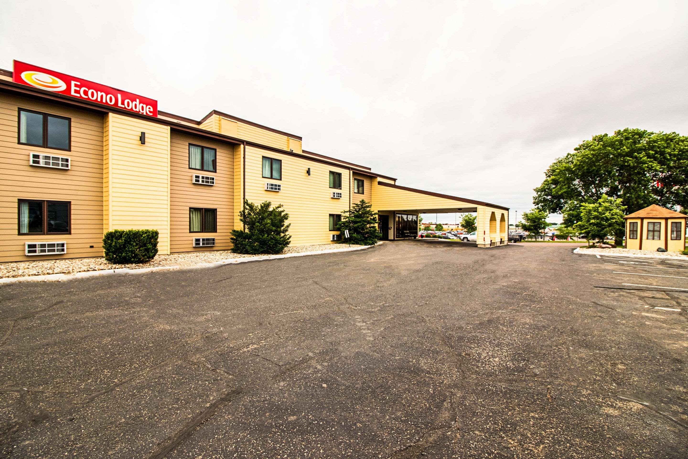 Econo Lodge Watertown Εξωτερικό φωτογραφία