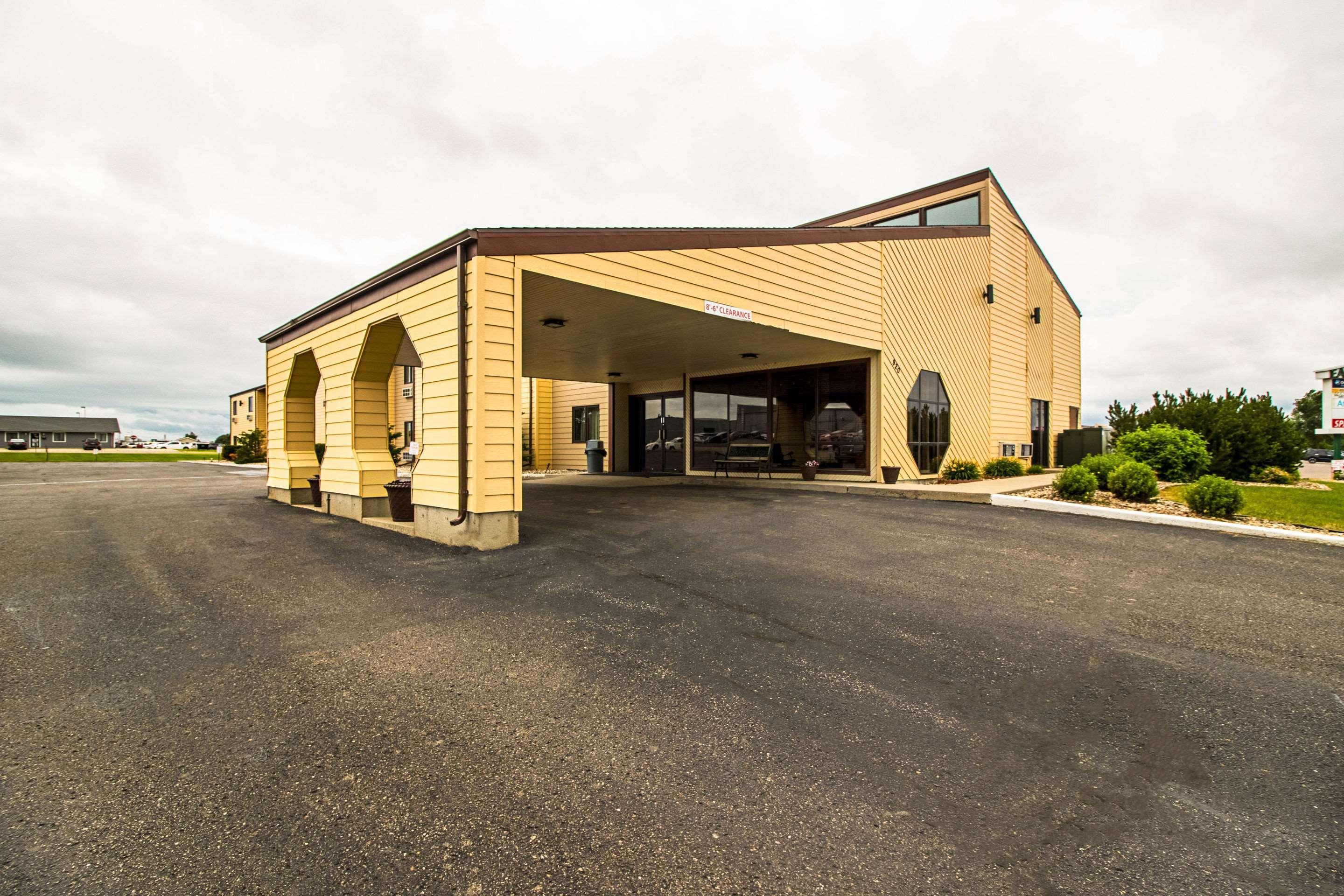 Econo Lodge Watertown Εξωτερικό φωτογραφία