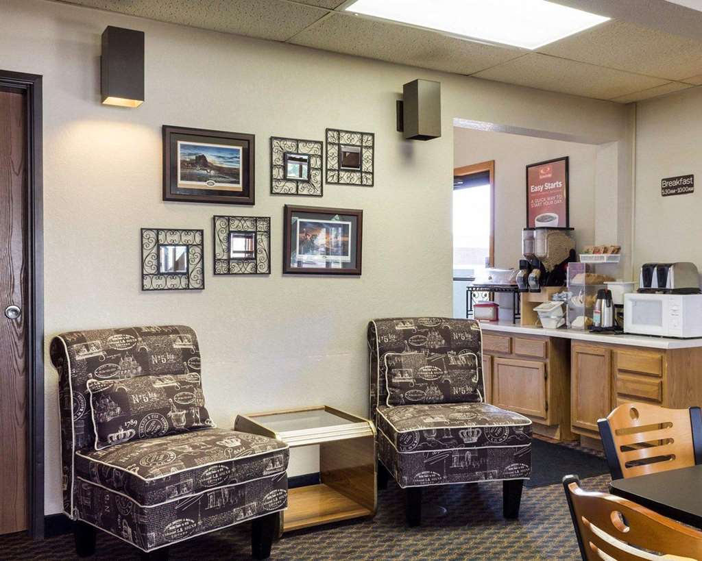 Econo Lodge Watertown Εσωτερικό φωτογραφία