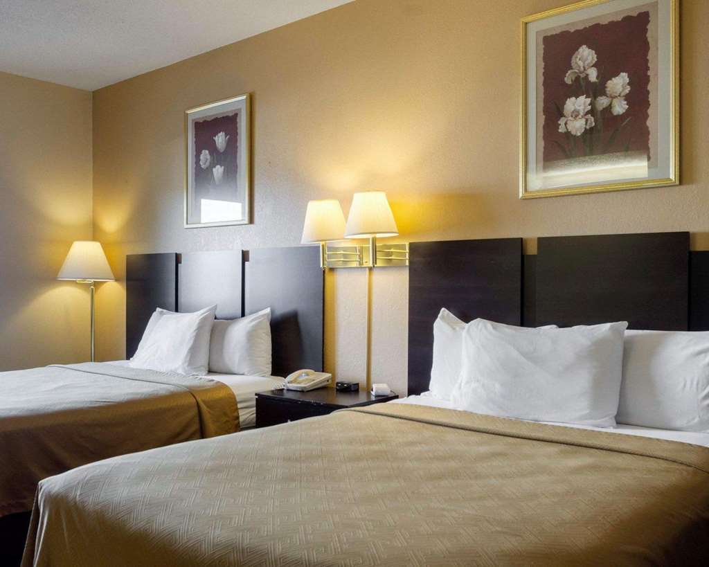 Econo Lodge Watertown Δωμάτιο φωτογραφία
