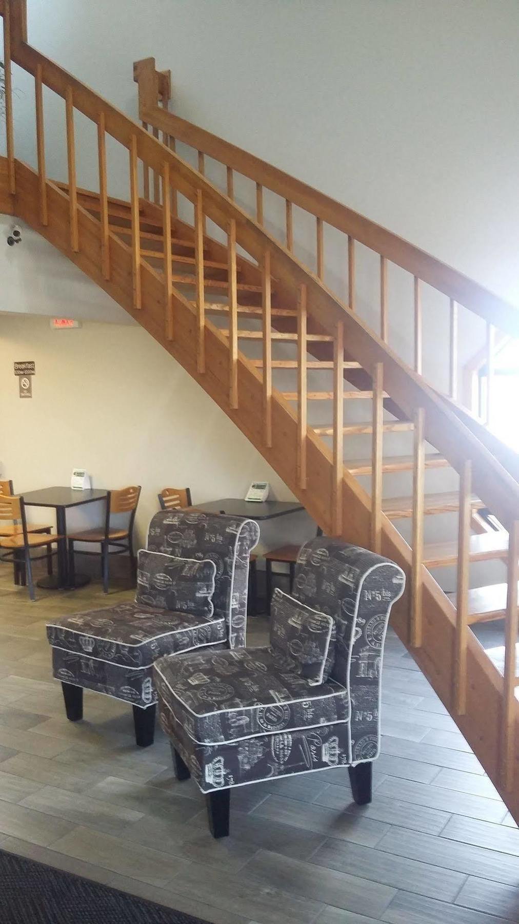 Econo Lodge Watertown Εξωτερικό φωτογραφία